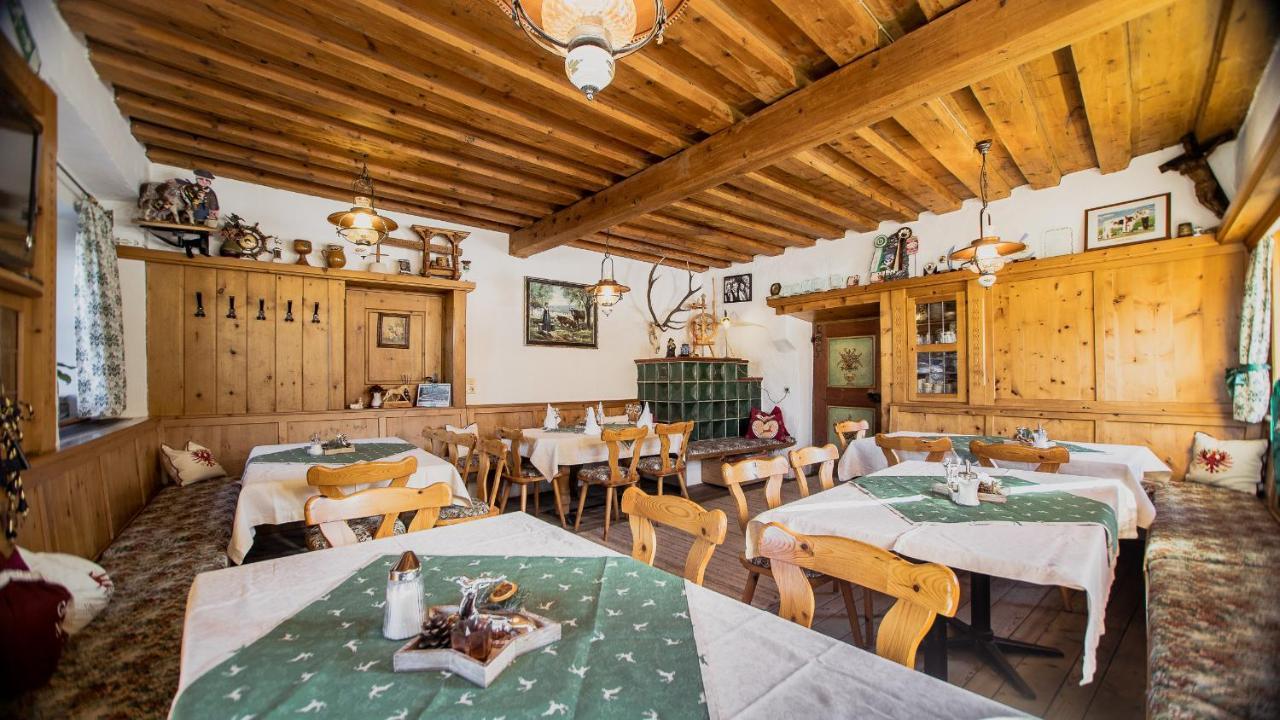 Gasthof Neuwirt Ellbögen Buitenkant foto