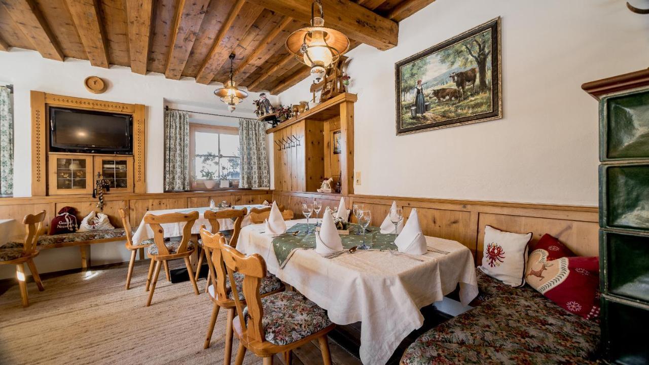 Gasthof Neuwirt Ellbögen Buitenkant foto