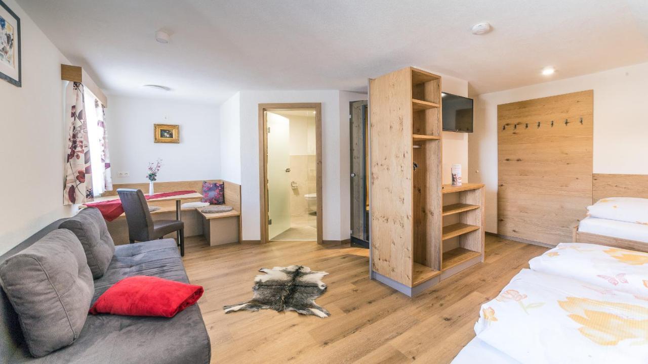 Gasthof Neuwirt Ellbögen Buitenkant foto